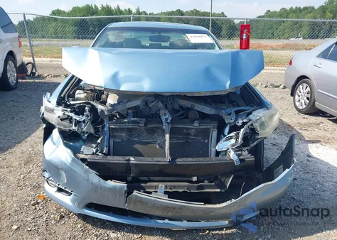 2011 Toyota Avalon Limited z USA, uszkodzony, nr VIN 4T1BK3DB8BU439373